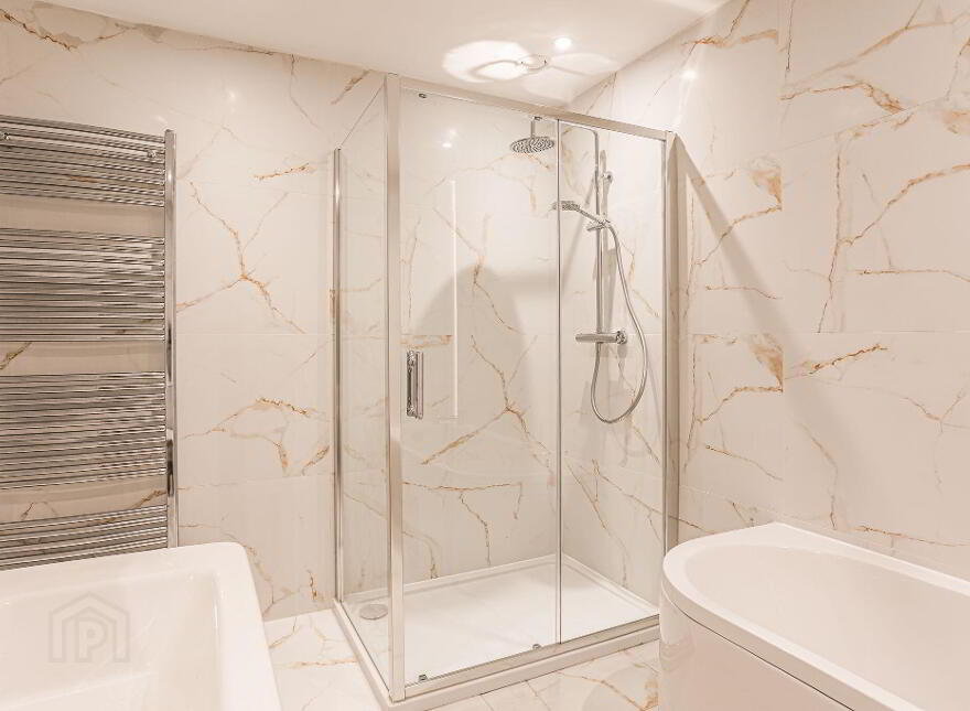 Apt 8, Priory Gate, Priory Park, Holywood, BT18 0LG