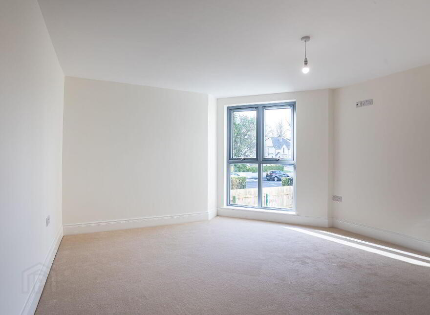 Apt 8, Priory Gate, Priory Park, Holywood, BT18 0LG