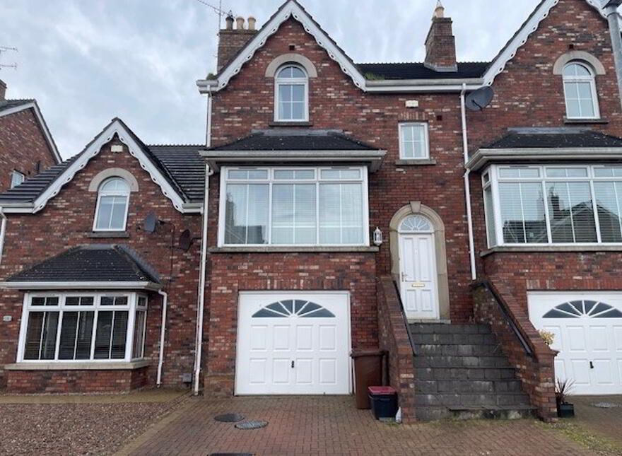 17 Galgorm Court, Galgorm, Ballymena, BT42 1GY