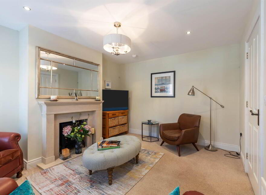 17 Demesne Gate, Off Demesne Road, Holywood, BT18 9FR