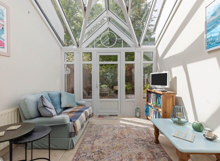 17 Demesne Gate, Off Demesne Road, Holywood, BT18 9FR