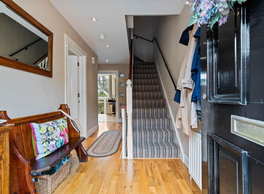 17 Demesne Gate, Off Demesne Road, Holywood, BT18 9FR