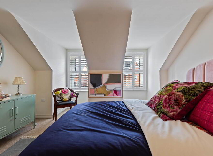 17 Demesne Gate, Off Demesne Road, Holywood, BT18 9FR