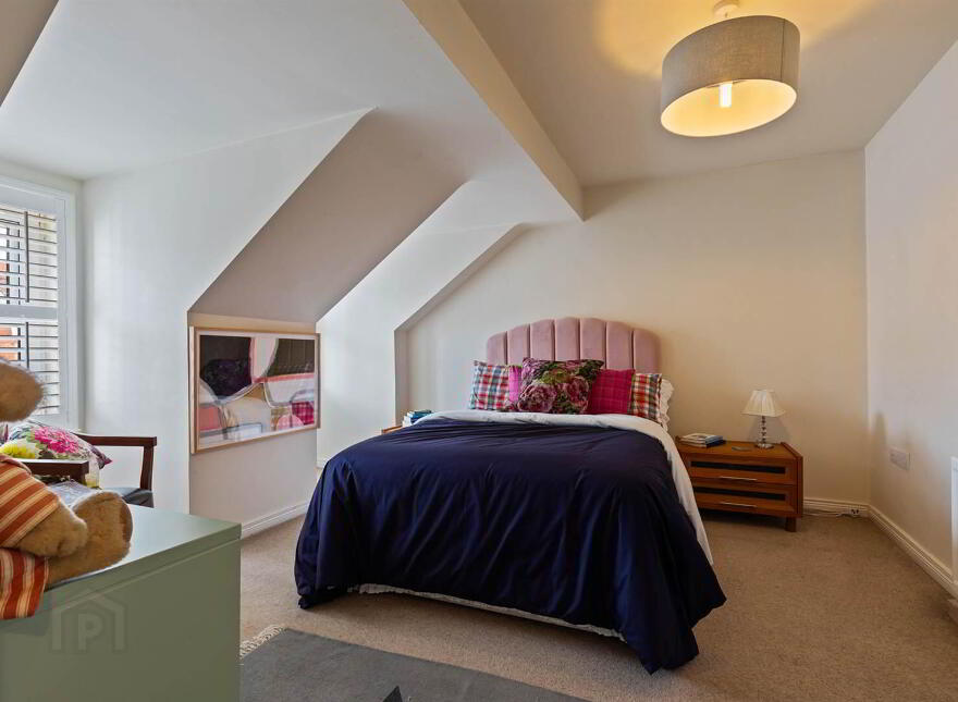 17 Demesne Gate, Off Demesne Road, Holywood, BT18 9FR