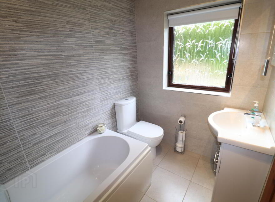 12 Tully Bay Marina, Lough Shore Road, Enniskillen, BT93 7DX