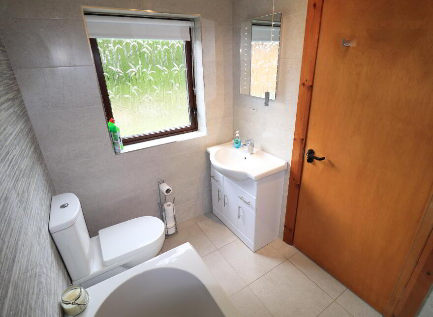 12 Tully Bay Marina, Lough Shore Road, Enniskillen, BT93 7DX