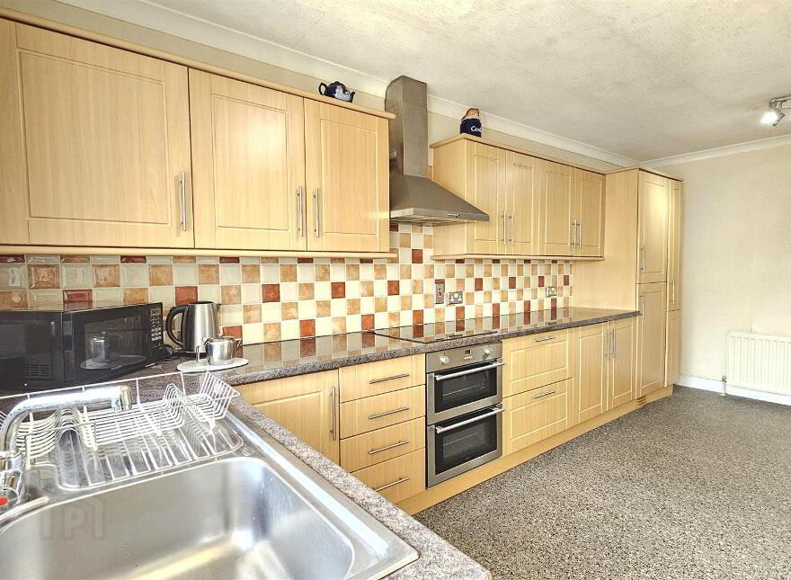 35 Meadow Hill, Carrickfergus, BT38 9ER