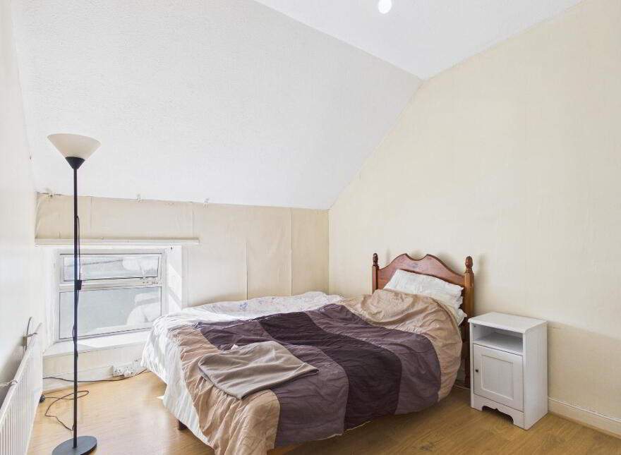 2 Suirside Place, Thurles, E41WK63