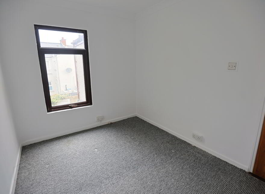 9 Queen Street, Portadown, BT62 3BB