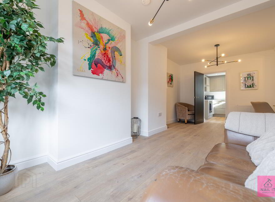 27 Sandbrook Park, Belfast, BT4 1NL