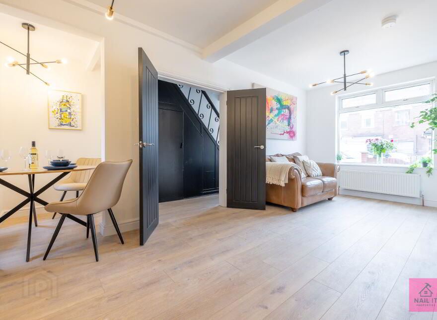 27 Sandbrook Park, Belfast, BT4 1NL