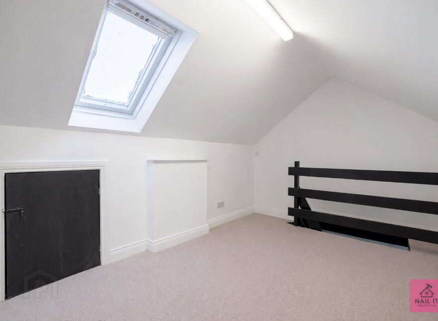 27 Sandbrook Park, Belfast, BT4 1NL
