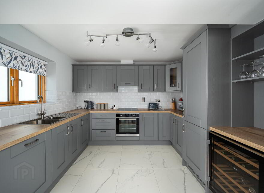 No 22 Bastion Quay, Deerpark Road, Athlone, N37W596