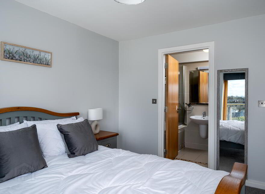 No 22 Bastion Quay, Deerpark Road, Athlone, N37W596