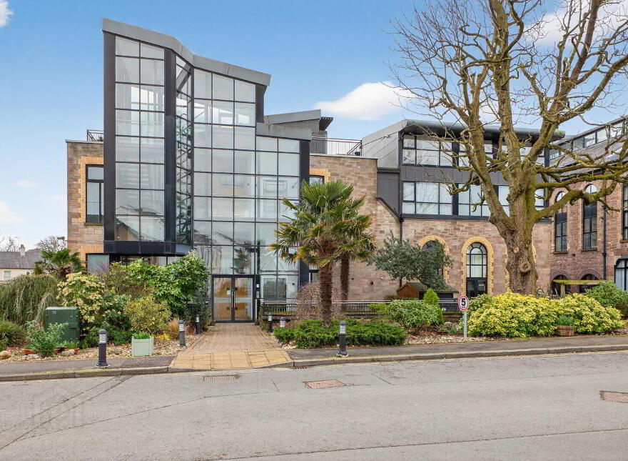 21 The Courtyard, Mill Village, Comber, BT23 5GR
