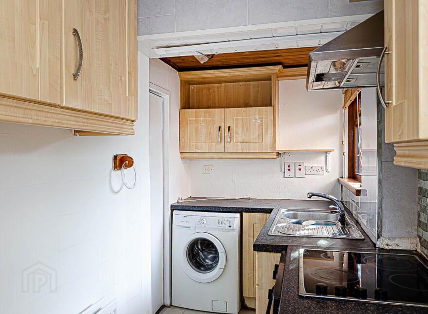 20 Chesham Parade, Belfast, BT6 8GR