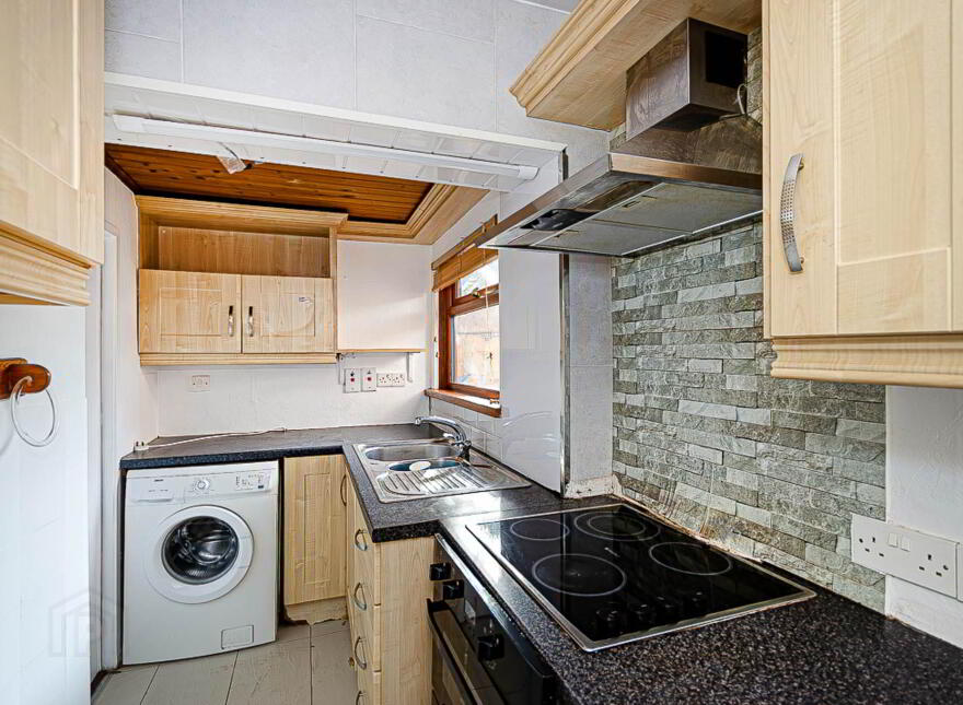 20 Chesham Parade, Belfast, BT6 8GR