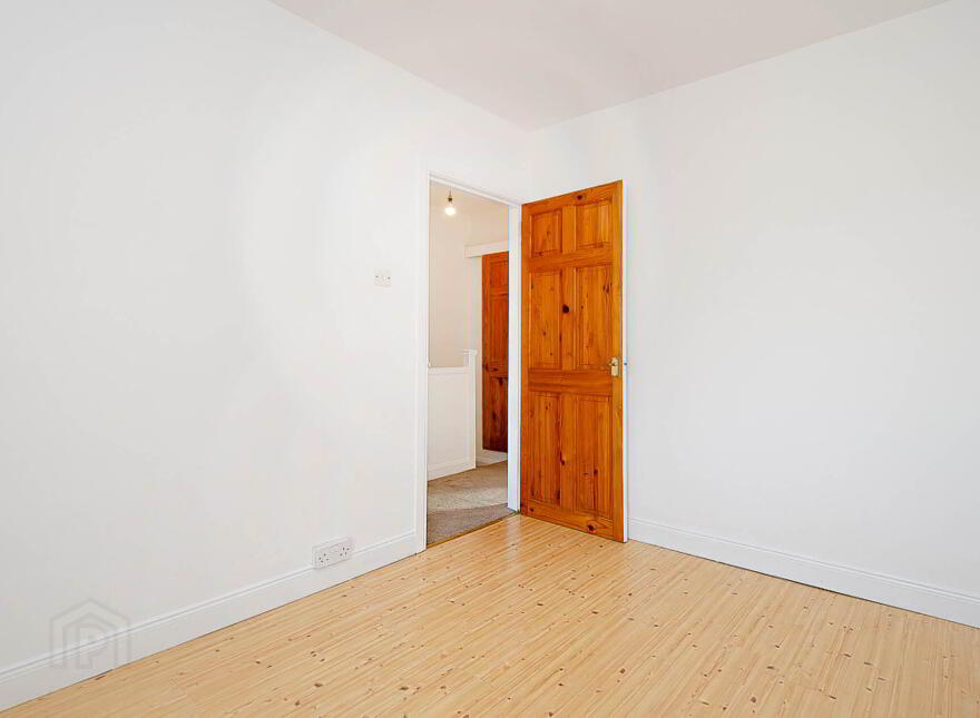20 Chesham Parade, Belfast, BT6 8GR