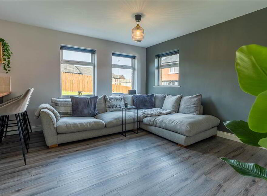 4 Gibsons Green, Bangor, BT19 7SQ
