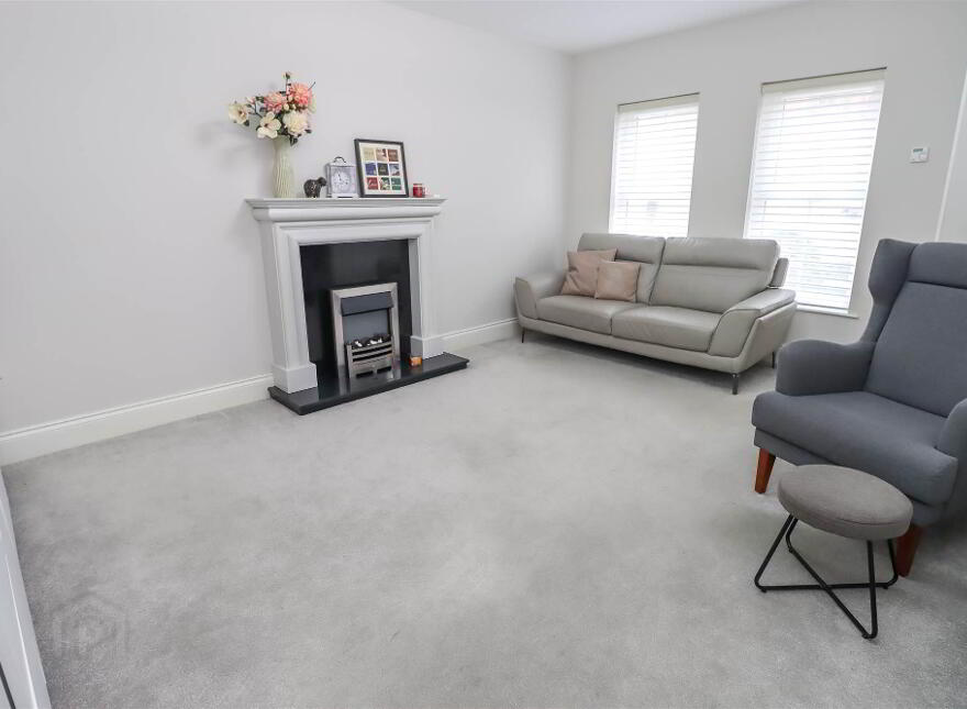 5 Ballyoran Heights, Dundonald, Belfast, BT16 1ZN
