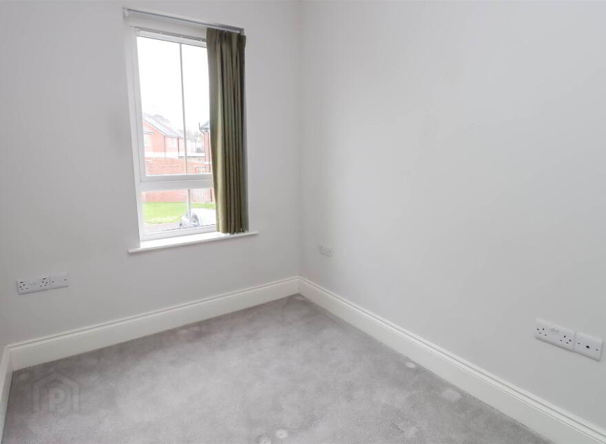 5 Ballyoran Heights, Dundonald, Belfast, BT16 1ZN