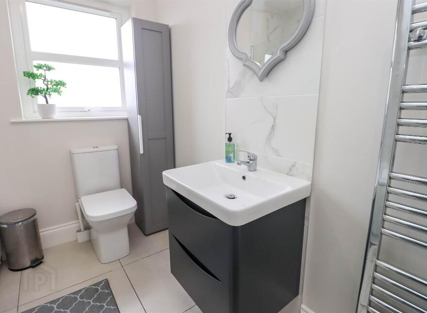 5 Ballyoran Heights, Dundonald, Belfast, BT16 1ZN