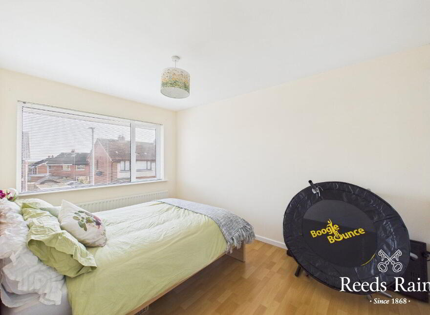 5 Castleburn Drive, Carrickfergus, BT38 7NX