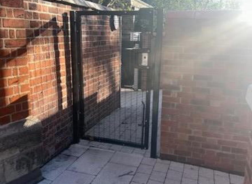 Unit 1, 7 Elmwood Avenue, Lisburn Road, Belfast, BT9 6AZ