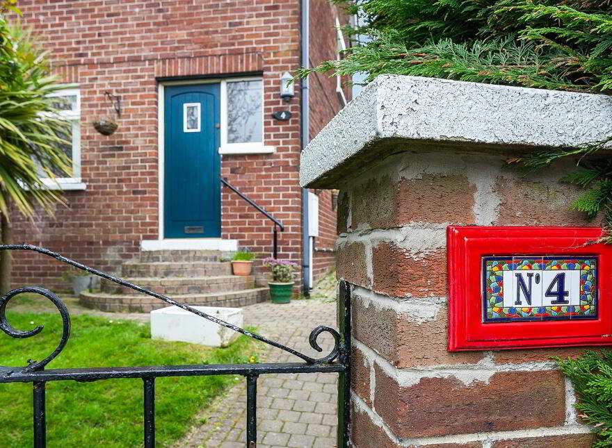 4 Gortgrib Drive, Belfast, BT5 7QX