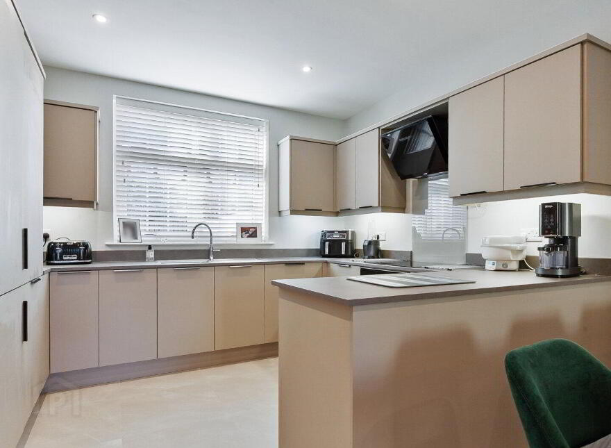 20 Governors Gate Demesne, Hillsborough, BT26 6TU
