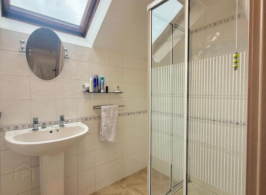 242 Cullybackey Road, Ballymena, BT43 5JH