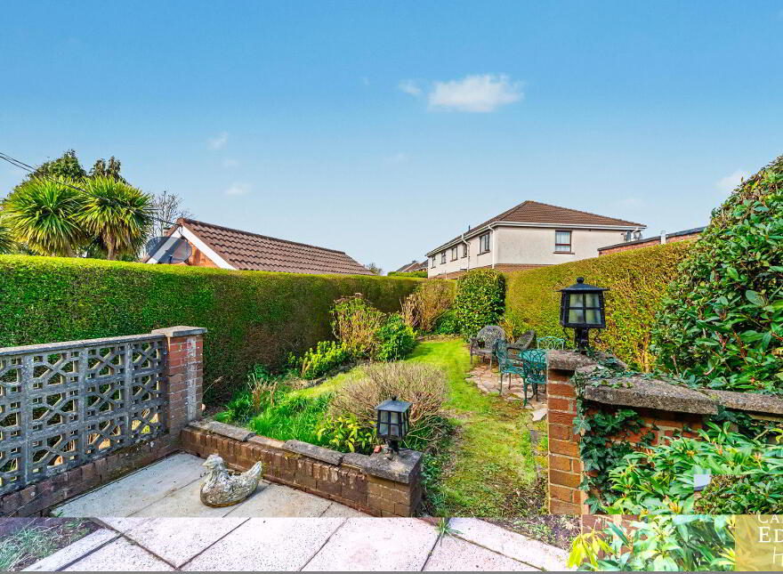 86 Roddens Crescent, Belfast, BT5 7JP