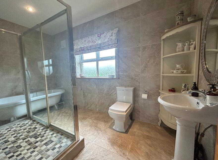 Tullyraine Carrickmacross, Kilanny, A81RY19