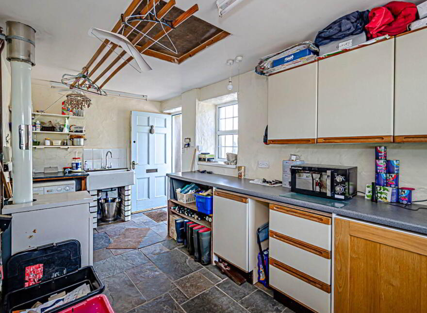 4 Forthill Road, Ballycarry/ Whitehead, Carrickfergus, BT38 9JU