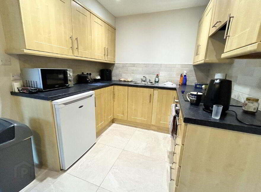 304 College Court Central, Belfast, BT1 6BZ