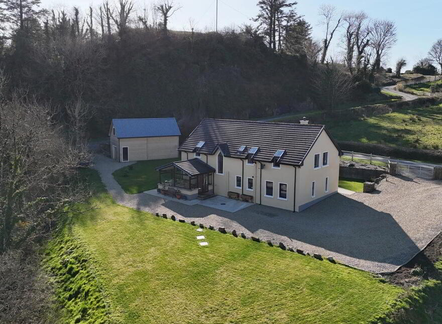 Munterneese,, Mountcharles, F94RH93