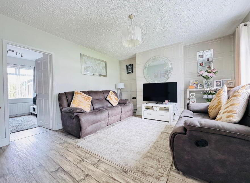 105 Church Crescent, Newtownabbey, BT36 6ET