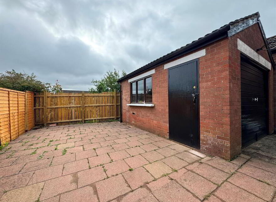 105 Church Crescent, Glengormley, Newtownabbey, BT36 6ET