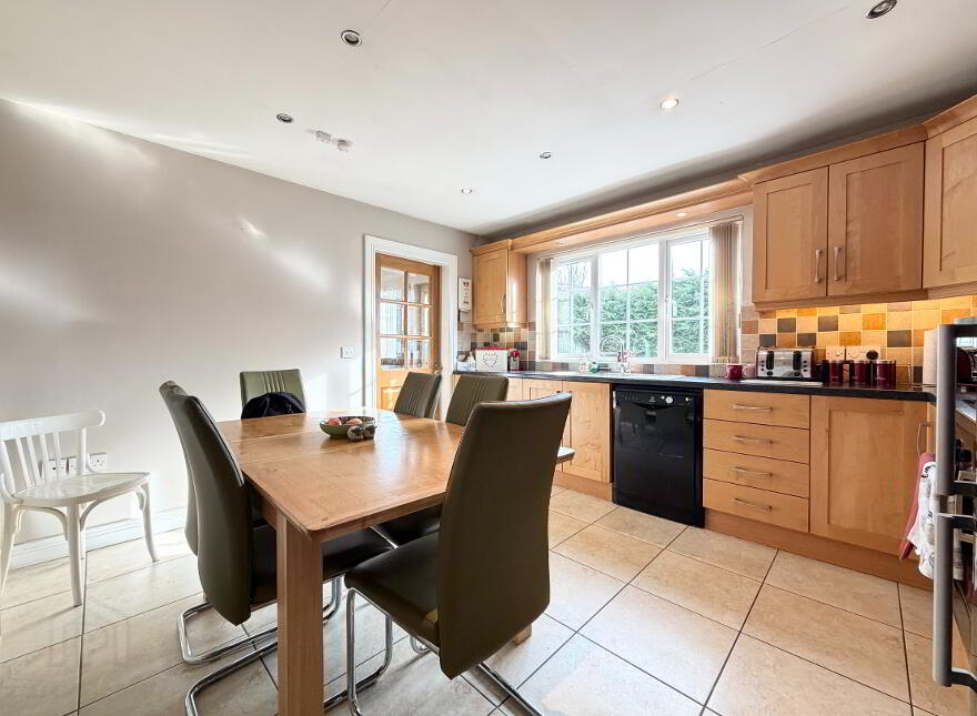 17 Foxhill, Old Cullybackey Road, Ballymena, BT43 5JB