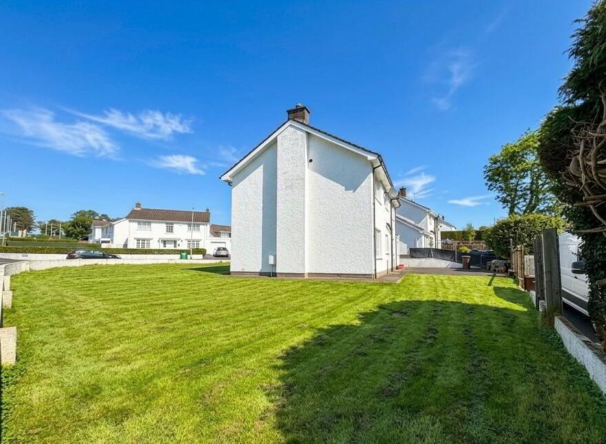 17 Foxhill, Old Cullybackey Road, Ballymena, BT43 5JB