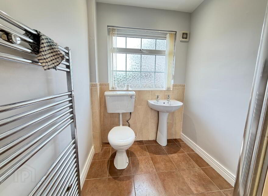 17 Foxhill, Old Cullybackey Road, Ballymena, BT43 5JB