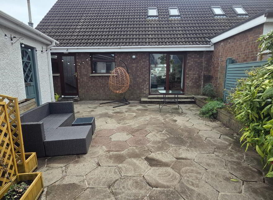 12 Glenwood Avenue, Coleraine, BT52 1TZ