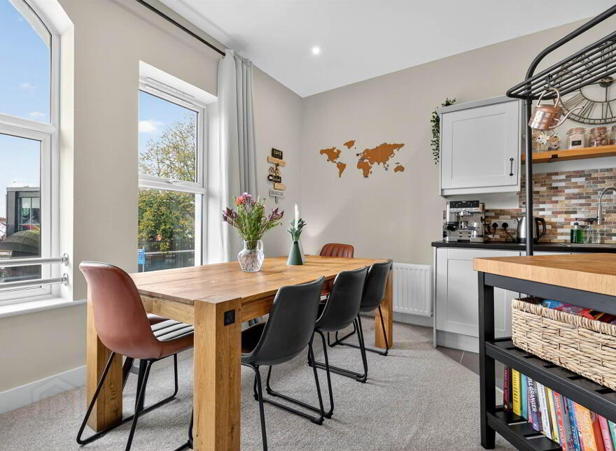 Apartment 1 322 Upper Newtownards Road, Ballyhackamore, Belfast, BT4 3EX