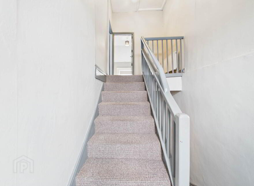 90 Main Street, Carrick-On-Suir, E32VF74