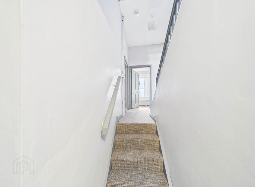 90 Main Street, Carrick-On-Suir, E32VF74