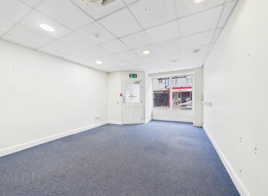 90 Main Street, Carrick-On-Suir, E32VF74