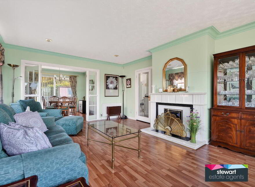 42 Hillsborough Road, Dromore, BT25 1QN