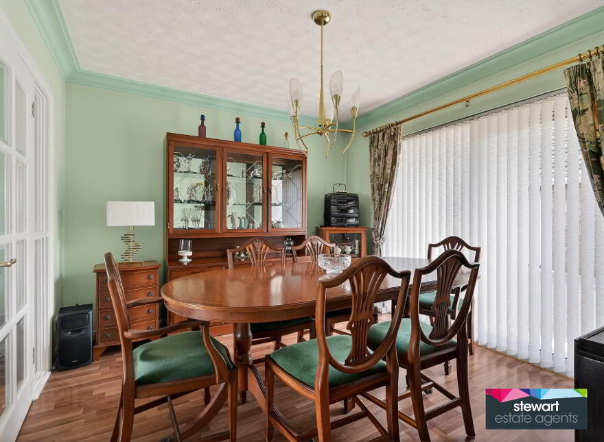 42 Hillsborough Road, Dromore, BT25 1QN