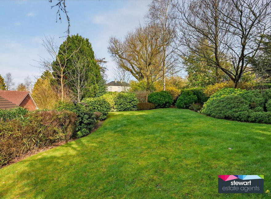 42 Hillsborough Road, Dromore, BT25 1QN