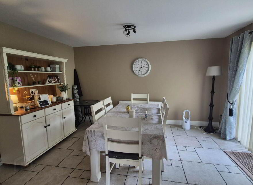 9 Foxhills, Letterkenny, F92W7C3